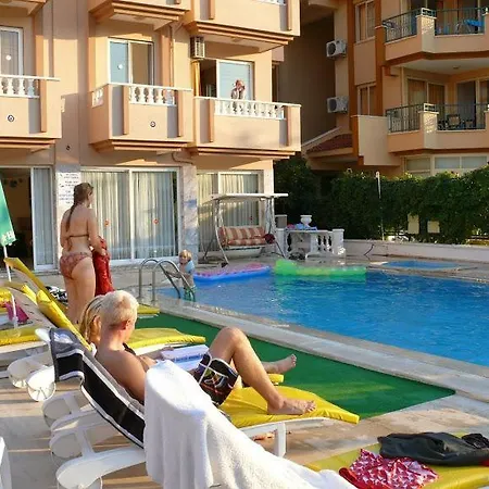 Aparthotel Basak *